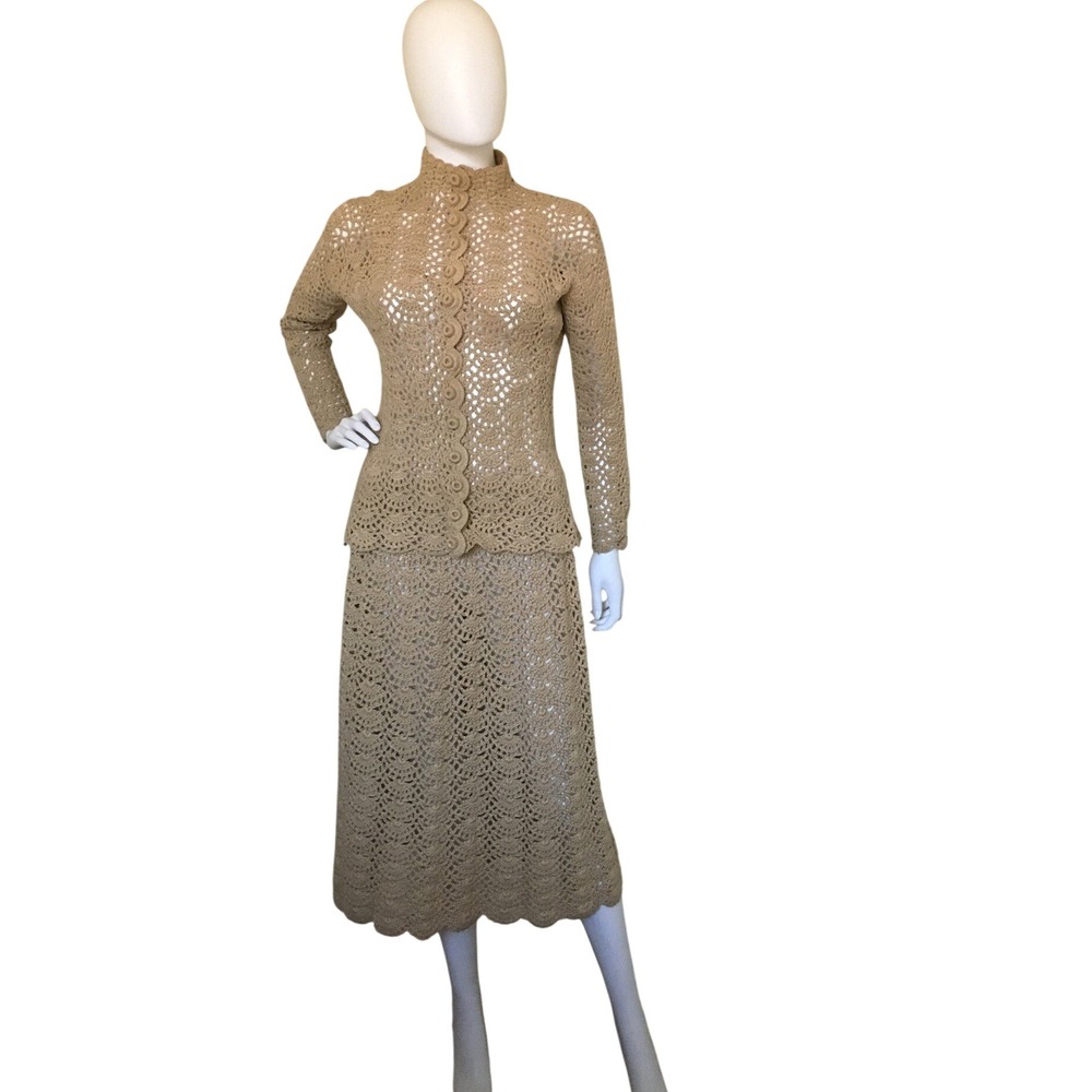 Vintage 70s Tan Crochet Knit 2 Pc Skirt Set Mock Neck Cardigan Sweater